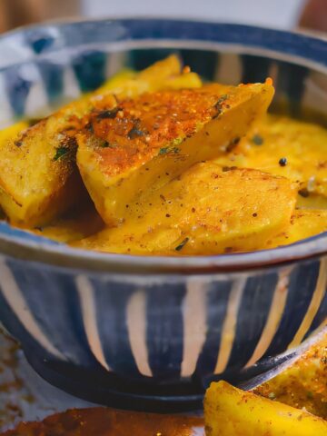 Vegan Crispy Potato Curry