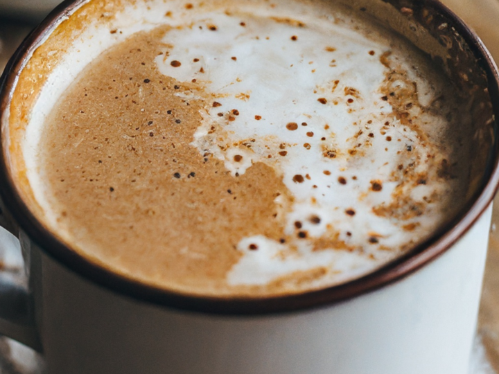 Almond Gingerbread Latte (Vegan!)