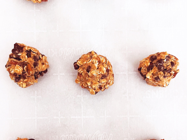 Peanut Butter Oatmeal Energy Bites