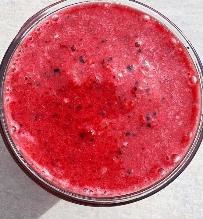 Triple Berry Smoothie (Vegan!)