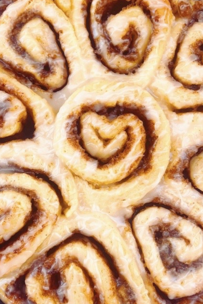 Vegan Cinnamon Rolls